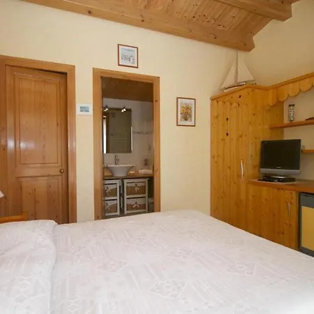 Locations De Vacances Le Clos Rhea Saint-Martin-de-Ré Room photo