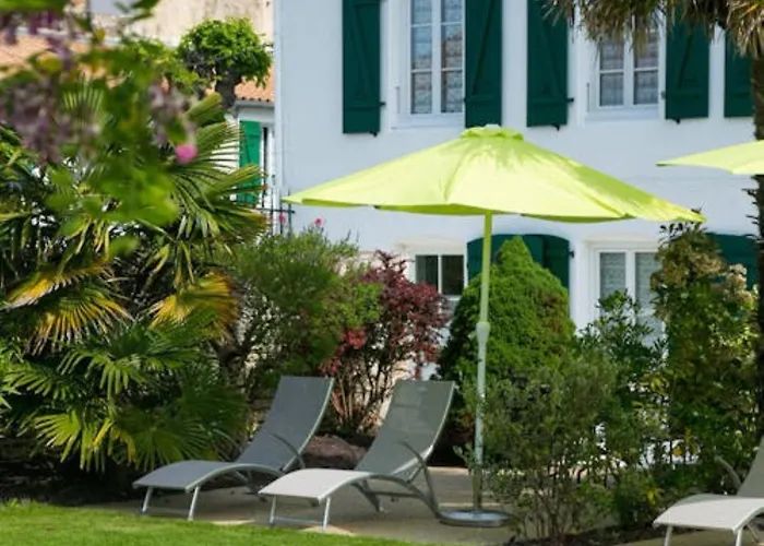 Locations de Vacances Le Clos Rhea