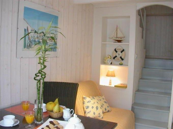 Locations De Le Clos Rhea Hébergement de vacances *