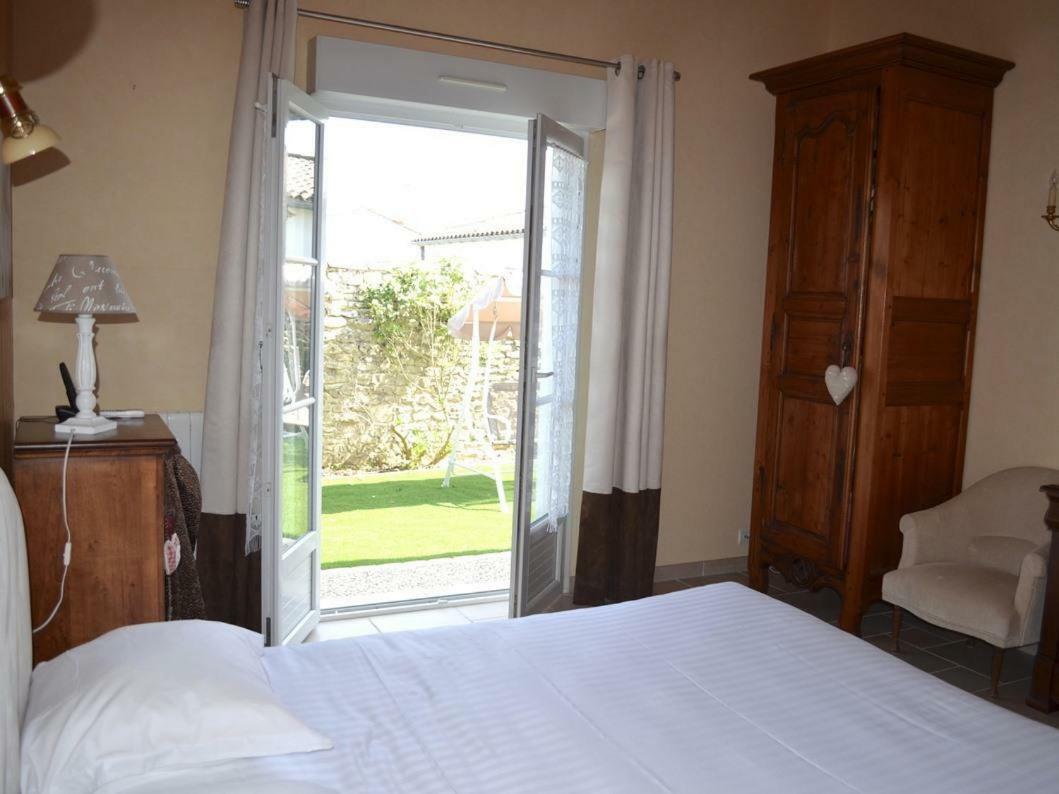 Locations De Le Clos Rhea